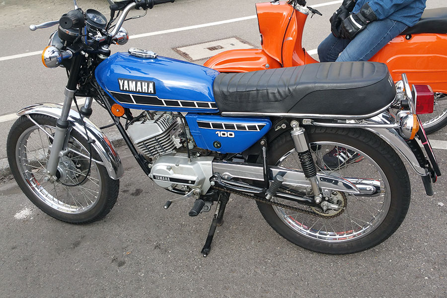 Yamaha RS100